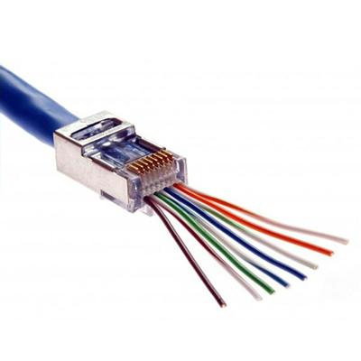 RJ45 átmenő csatlakozó FTP Cat5e kábelre (kiszerelés 100db/doboz)